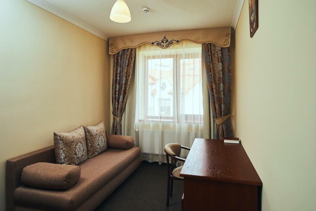 Hotel Patriarshyi Lviv Kültér fotó